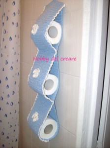 органайзер для туалетной бумаги вязаный